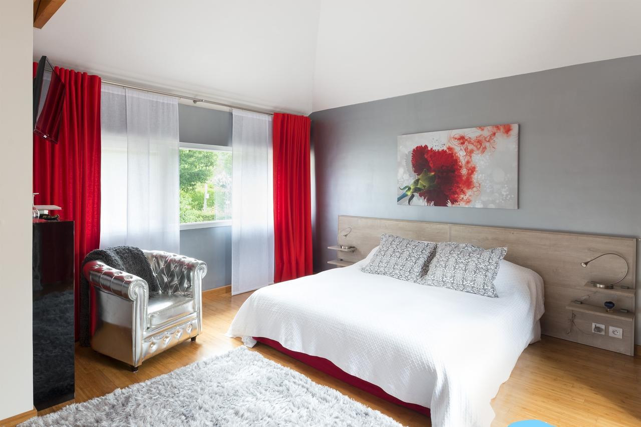 Les Deux Chenes Bed & Breakfast La Chapelle-Sur-Erdre Exterior photo