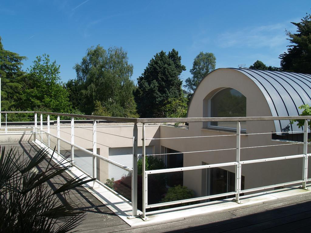 Les Deux Chenes Bed & Breakfast La Chapelle-Sur-Erdre Exterior photo